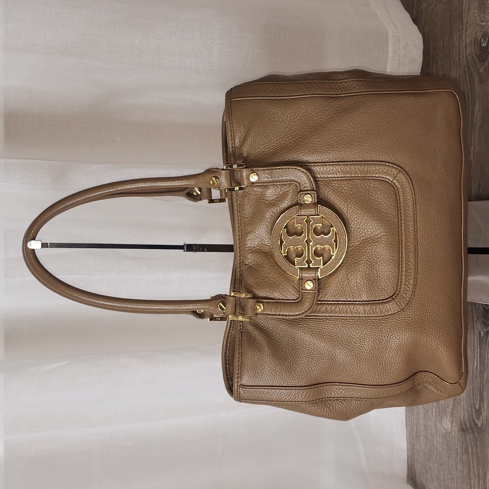 Tory Burch Amanda Expandable Tote Satchel in Taupe